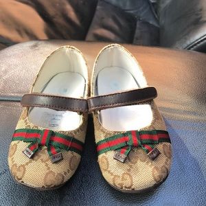 Baby Gucci crib shoes